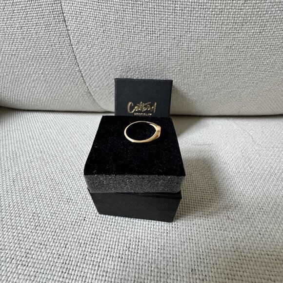 Catbird 14K Gold Small Heirloom Signet Ring w/ engraving F Sz 6 - Picture 2 of 6